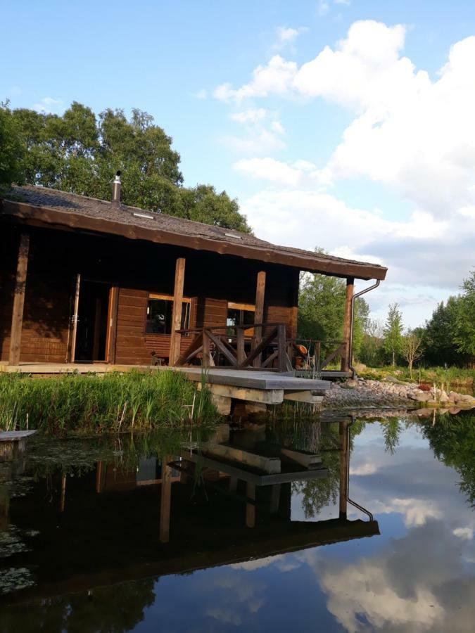 Villa Akmeninis Bebras Zemaiteliai Exterior foto